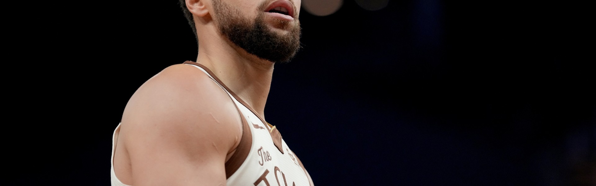 球速体育QS SPORTS-库里：我们表现不算失常 只是遭遇太多伤病不得不调整原本预期